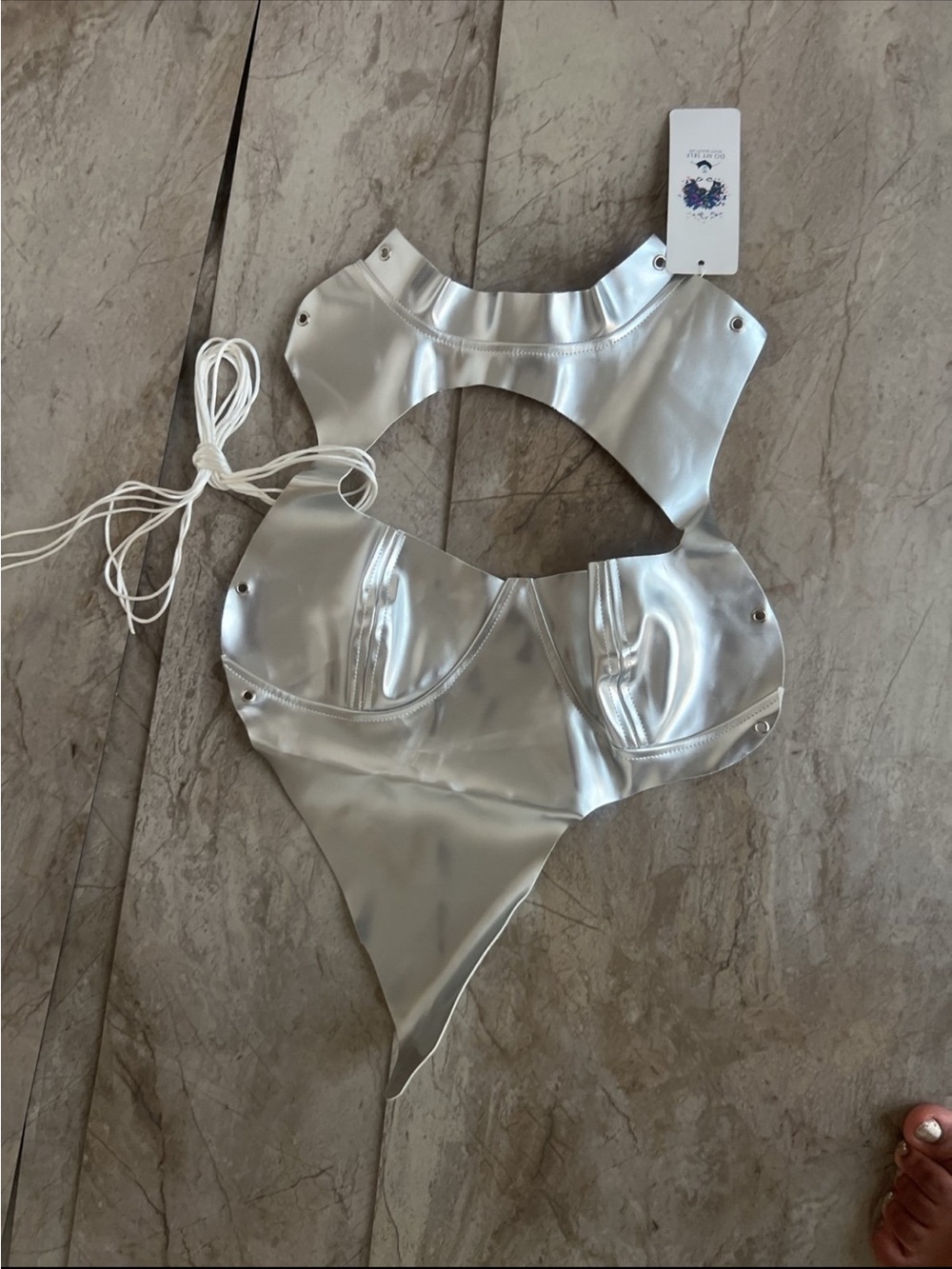 Silver Metallic crop top - Picture 3 of 5